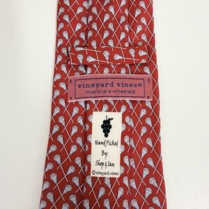 Vineyard Vines Men's Tie Lacrosse Sticks Red Silk USA 3.25" (W) x 58" (L) euc